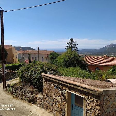 Duplex Avec Jardin, Proche Village Календзана Екстер'єр фото